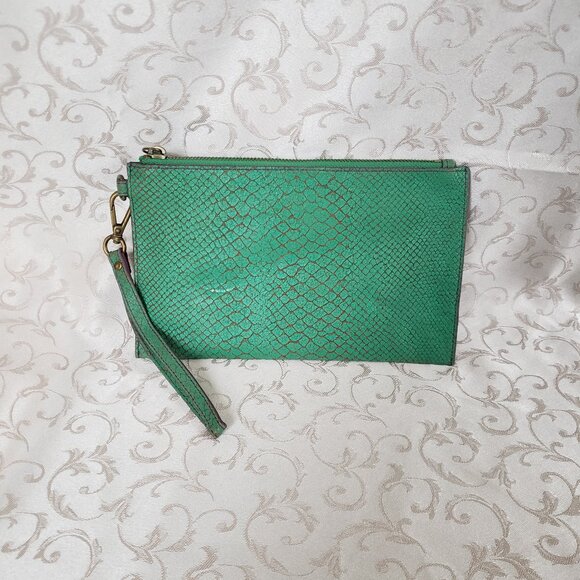 L.K. Berlin Genuine leather Green apple python snakeskin-like clutch - Picture 2 of 8